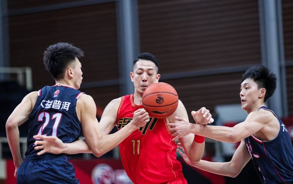 广东德比广州富力主场擒杀深圳佳兆业取得一线优胜的简单介绍 广东德比广州富力主场擒杀深圳佳兆业取得一线优胜的简单介绍