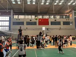 关于罗马尼亚队在比赛中奋力拼搏,成功逆转对手的信息 关于罗马尼亚队在比赛中奋力拼搏,成功逆转对手的信息