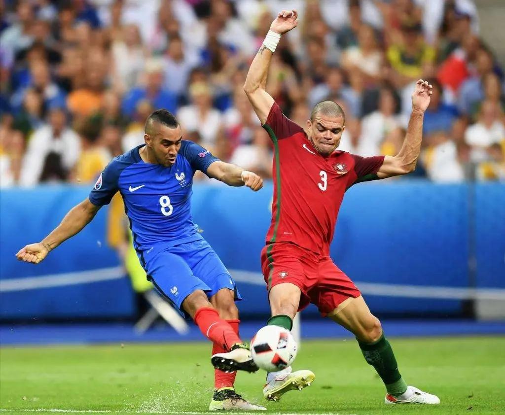 包含欧预赛强队晋级胜利，镇定进军淘汰赛的词条